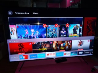 Samsung smart tv 60" UHD 4K