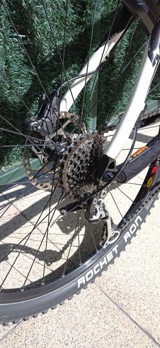 Bicicleta MTB KTM carbono de 26"