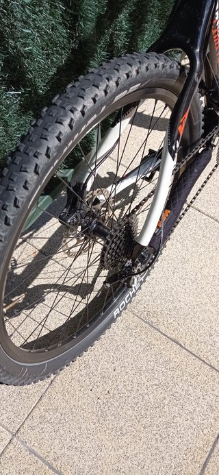 Bicicleta MTB KTM carbono de 26"