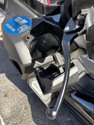 Honda Forza 125 Negra mate modelo especial edition
