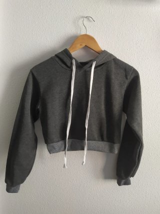 Sudadera gris