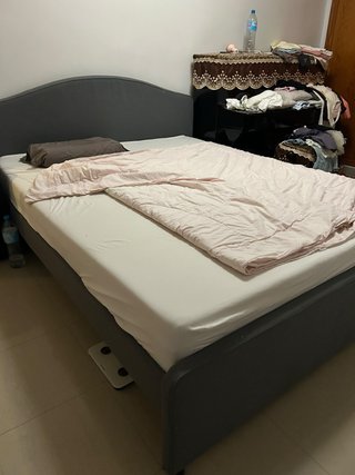 Cama con Estructura y Colchón 160x200