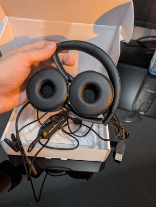 New Bee H360 Auriculares Teléfono