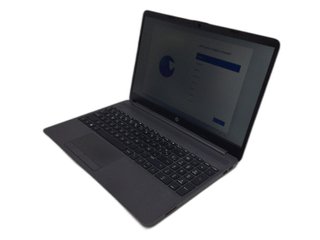 E1215176-0 PC PORTATIL HP 255 G8