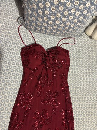Vestido Burdeos Fiesta Midi Lentejuelas