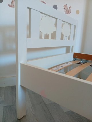 Cama infantil IKEA con colchón