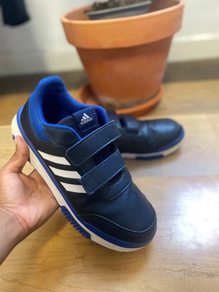 Zapatillas Adidas niño azul y blanco