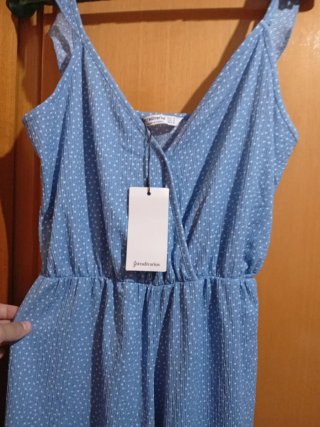 Mono azul con lunares blancos