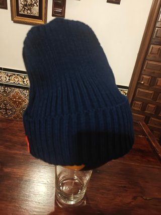 Gorro de punto acanalado azul marino