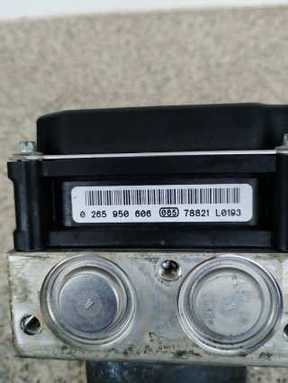 8K0907379L Unidad de Control ABS Audi a4 a5