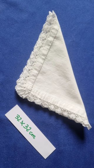 Pañuelo de encaje 32x32 cm