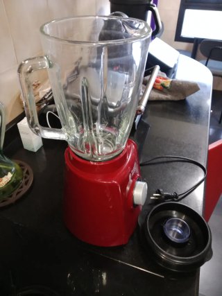 Batidora Russell Hobbs Roja