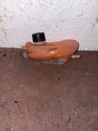Depósito anticongelante Yamaha Aerox