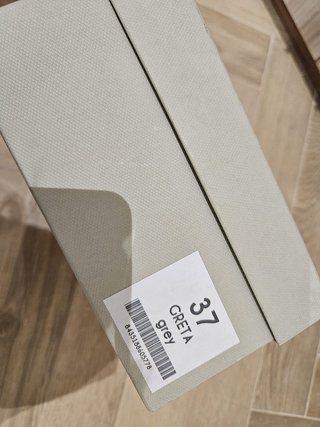 Zapatos Flor de Asoka Gris y Dorado
