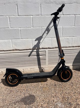 Patinete Eléctrico Bongo Ecotec Negro