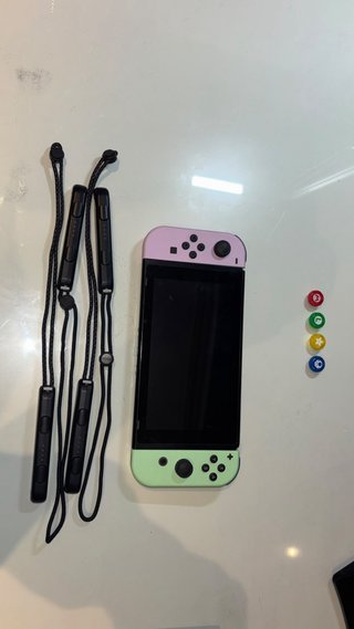 Nintendo Switch Violeta y Verde