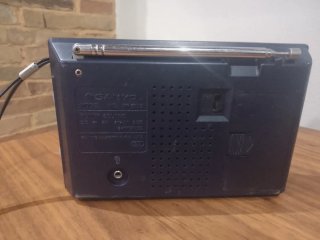 Radio Sanyo RP5135 AM/FM Plata