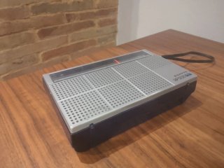 Radio Sanyo RP5135 AM/FM Plata