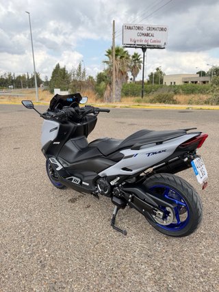 Yamaha T-MAX 560 (2022)