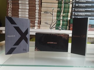 Lote de 3 Cajas de Móvil (bq, ZTE, Huawei)