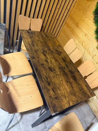 Conjunto de mesa y 6 sillas
