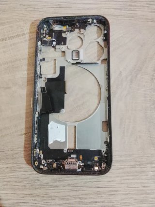 6 Chasis iPhone 15 Pro / 14 Pro Max