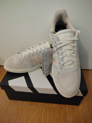 Zapatillas Adidas Gris y Blancas Talla 39⅓