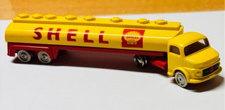 Camión LEGO Mercedes-Benz L323 Shell (1962) H0.