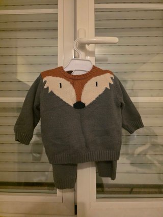 Conjunto de Invierno con Motivo de Zorro