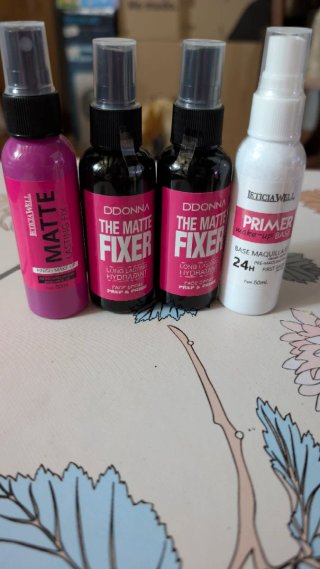Lote 4 fijadores maquillaje spray DDONNA