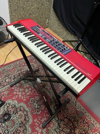 Nord Electro 2 Teclado