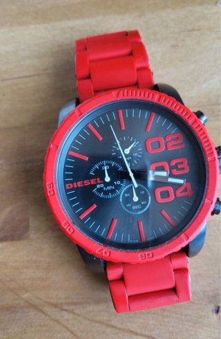 Reloj Diesel Grande Rojo y Negro