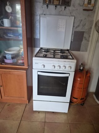 Cocina de Butano con Horno Qilive