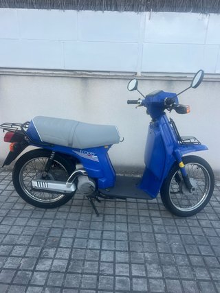 Honda Scoopy 75