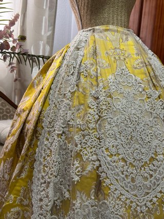 Traje fallera | ALQUILER | Fallas 2027