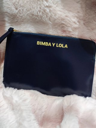 Bolso de mano Bimba y Lola azul y dorado