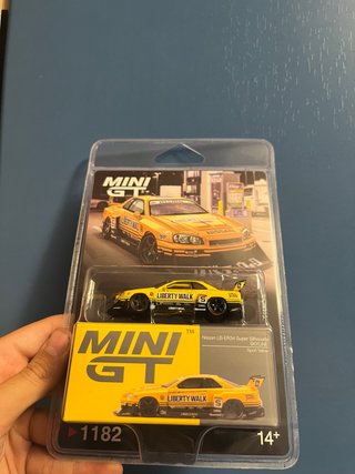 Mini GT Nissan Skyline R34 Liberty Walk