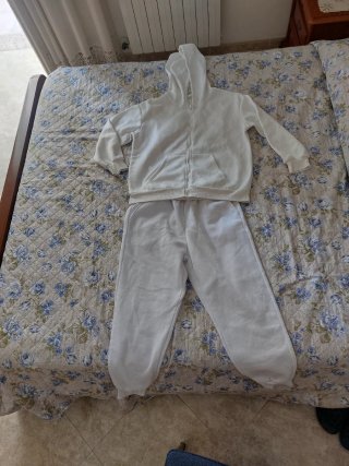 Tuta sportiva bianca