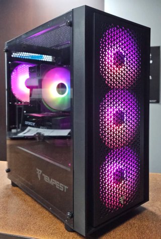 Torre Gaming Tempest RGB