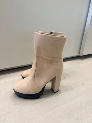 Botines Beige Tacón Plataforma