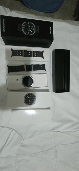 Samsung Galaxy Watch Ultra Plata
