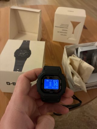 Reloj Casio G-SHOCK DW-H5600 Negro