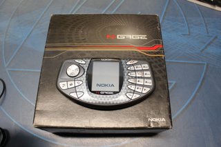 Nokia N-Gage. Teléfono móvil + consola.