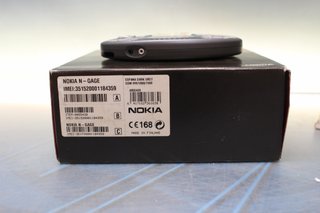 Nokia N-Gage. Teléfono móvil + consola.