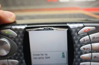 Nokia N-Gage. Teléfono móvil + consola.