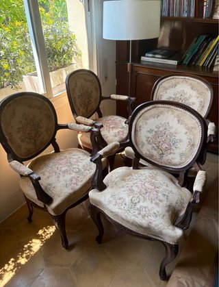 Conjunto 4 sillones antiguos tapizados