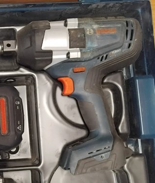Baterías Hilti M18 12.0Ah y 5.0Ah