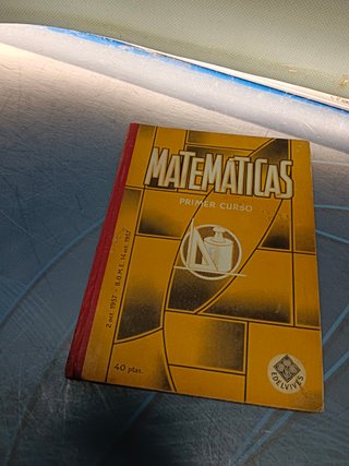 libros de estudios, Matemáticas. Primer Curso. Editorial Edelvives. Año 1957