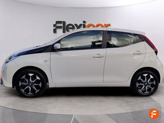 Toyota Aygo 1.0 70 x-play