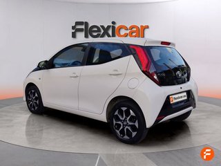 Toyota Aygo 1.0 70 x-play